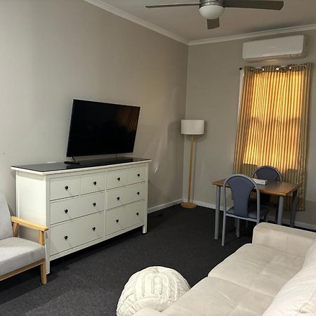 Broken Hill Tourist Lodge Dış mekan fotoğraf